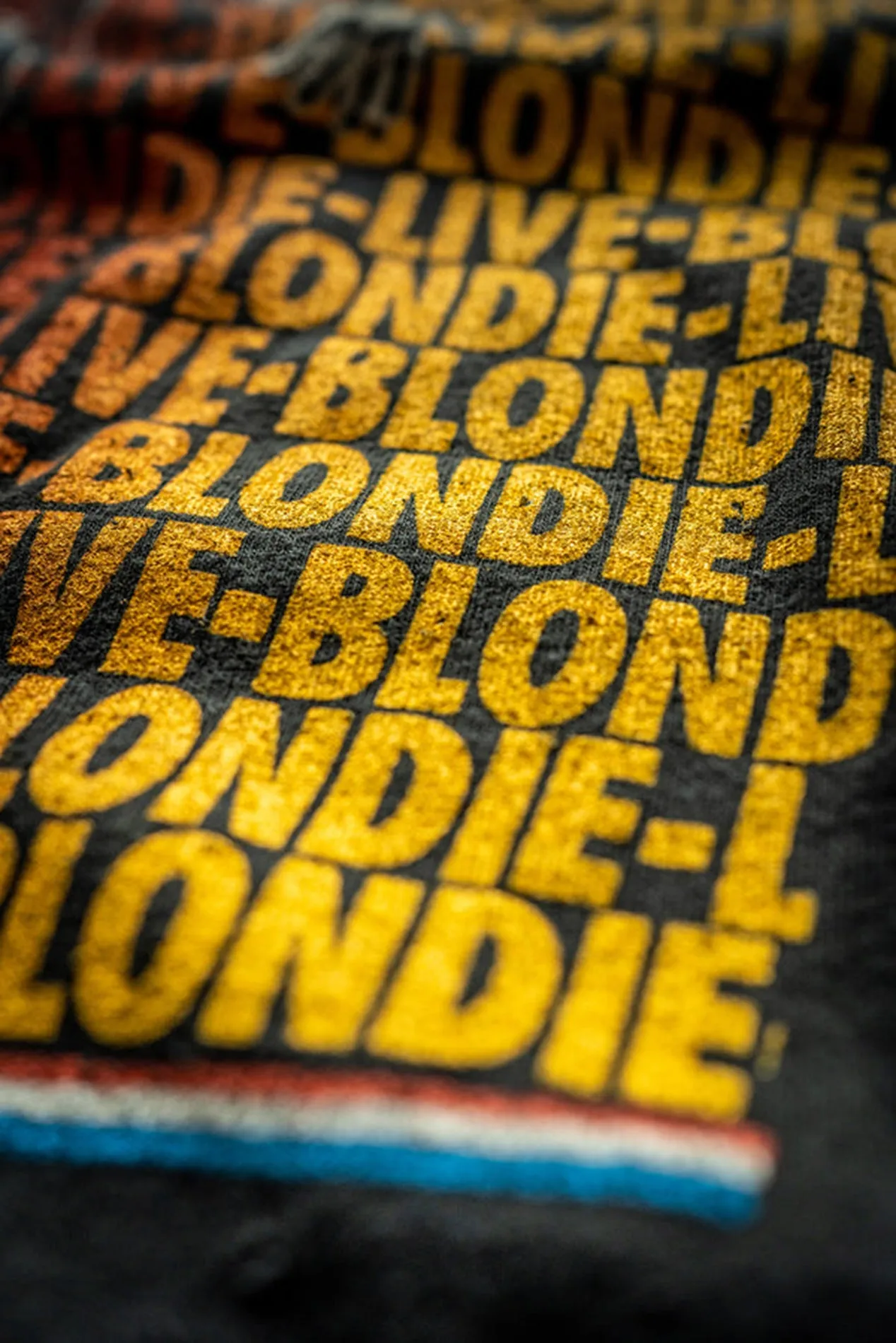 Blondie In The Flesh Tee Coal Pigment