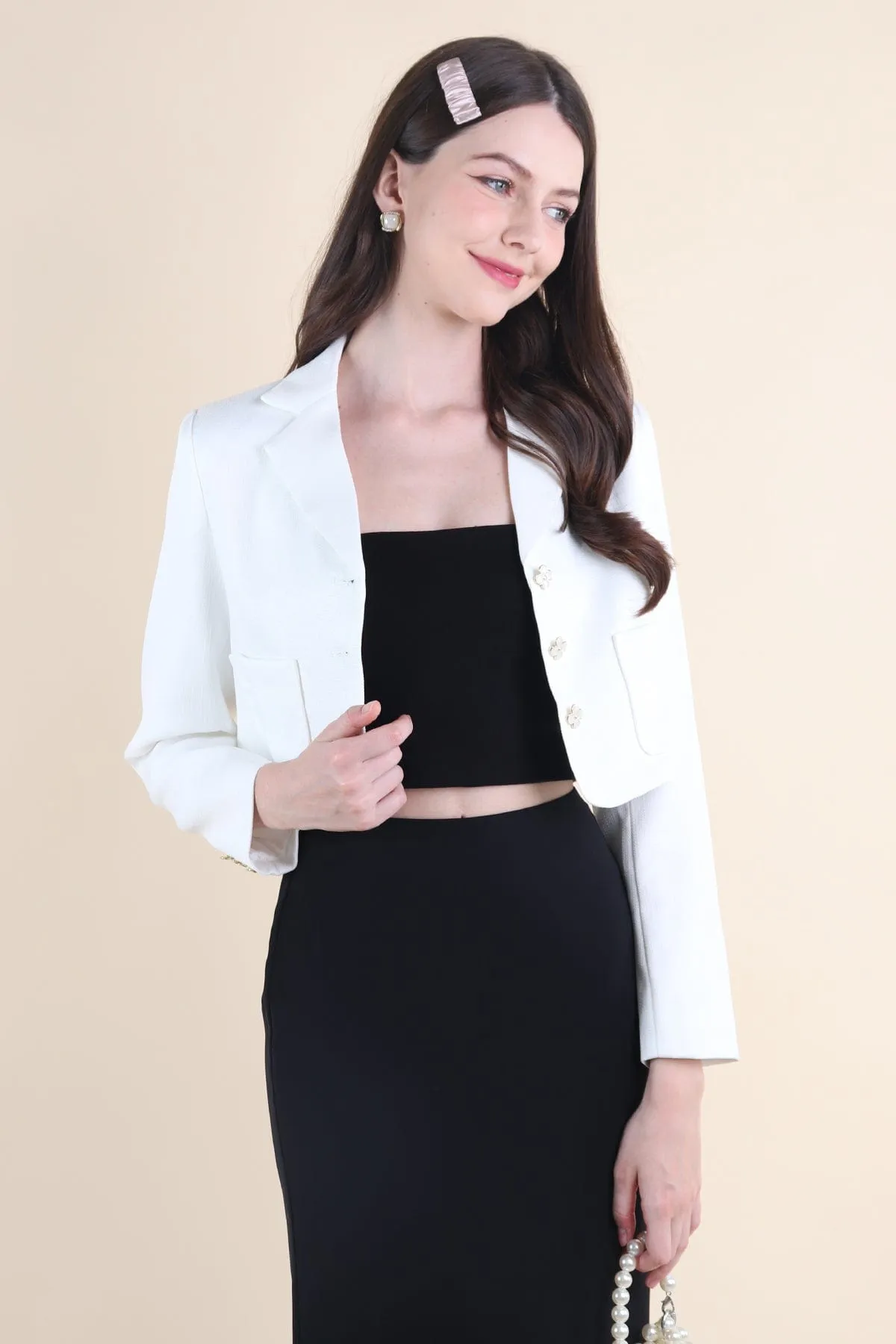 CARINNE CROPPED BLAZER IN WHITE