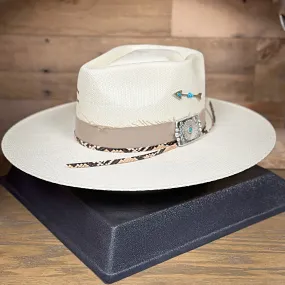 Charlie 1 Horse Spear Point Straw Fashion Hat