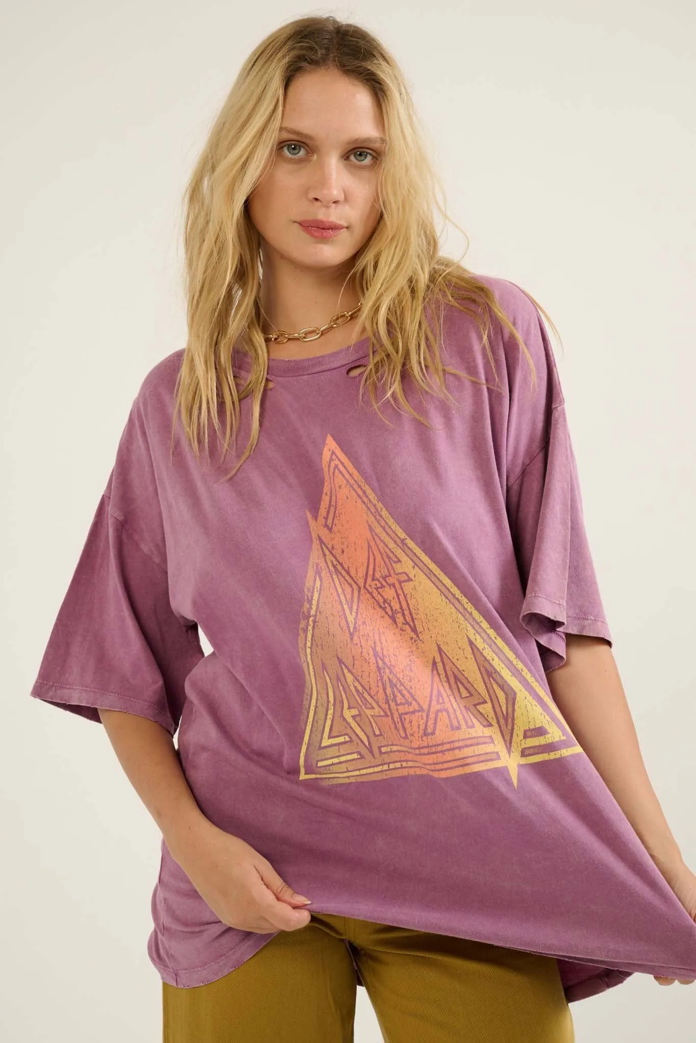 Def Leppard Pyramid Logo Distressed Graphic Tee