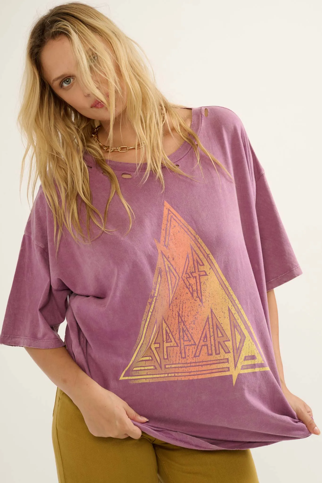 Def Leppard Pyramid Logo Distressed Graphic Tee