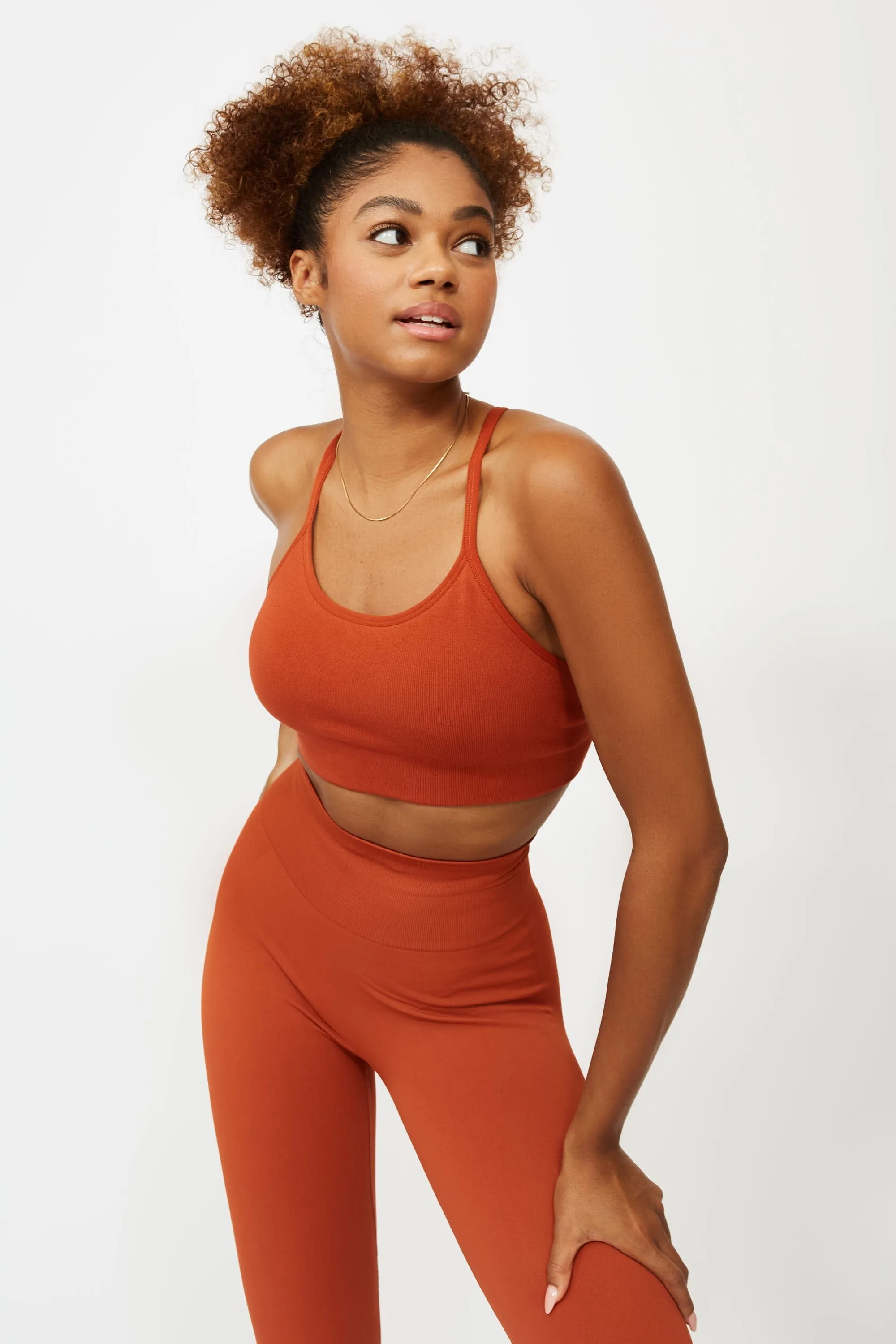 EASY TWIST YOGA BRA