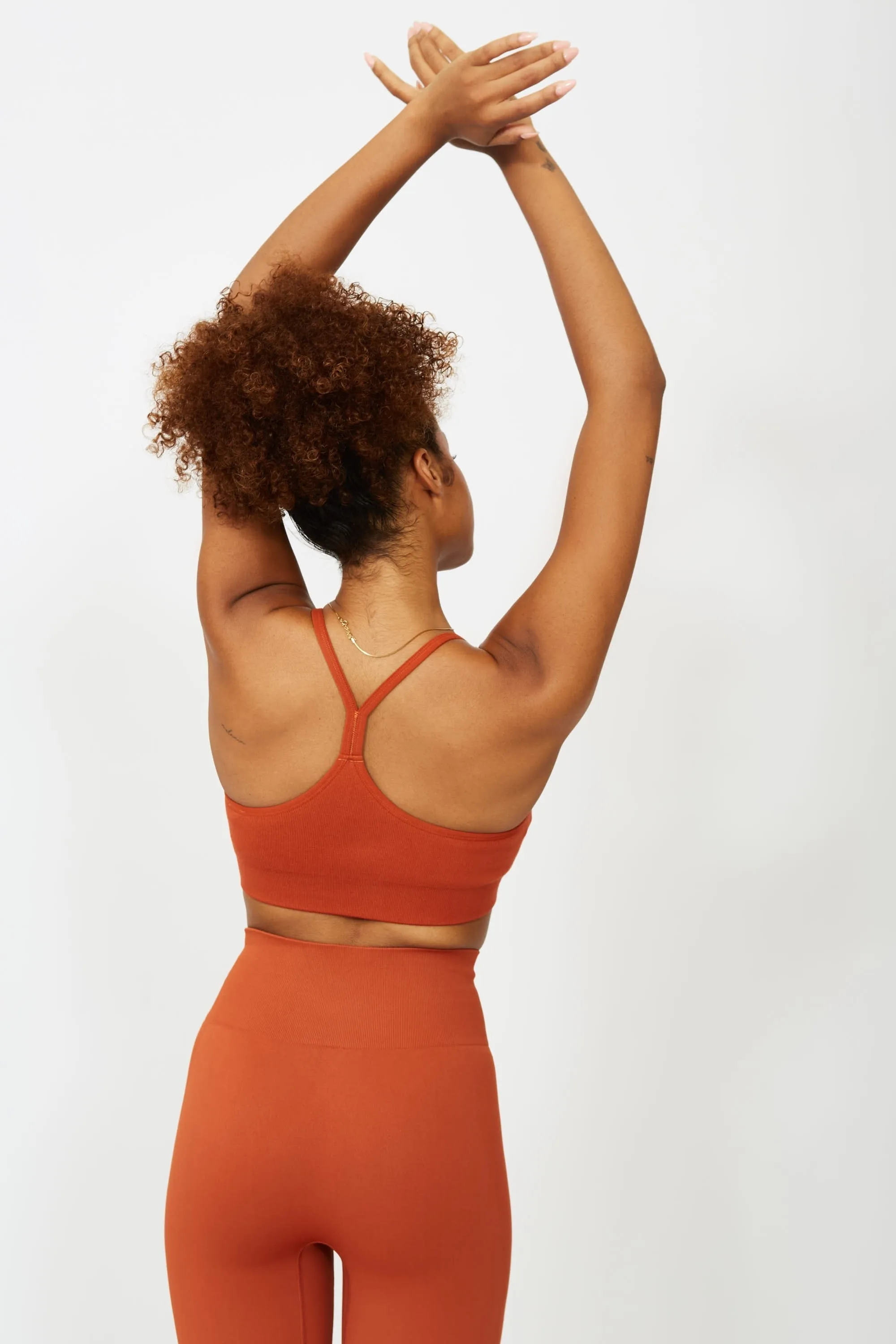 EASY TWIST YOGA BRA