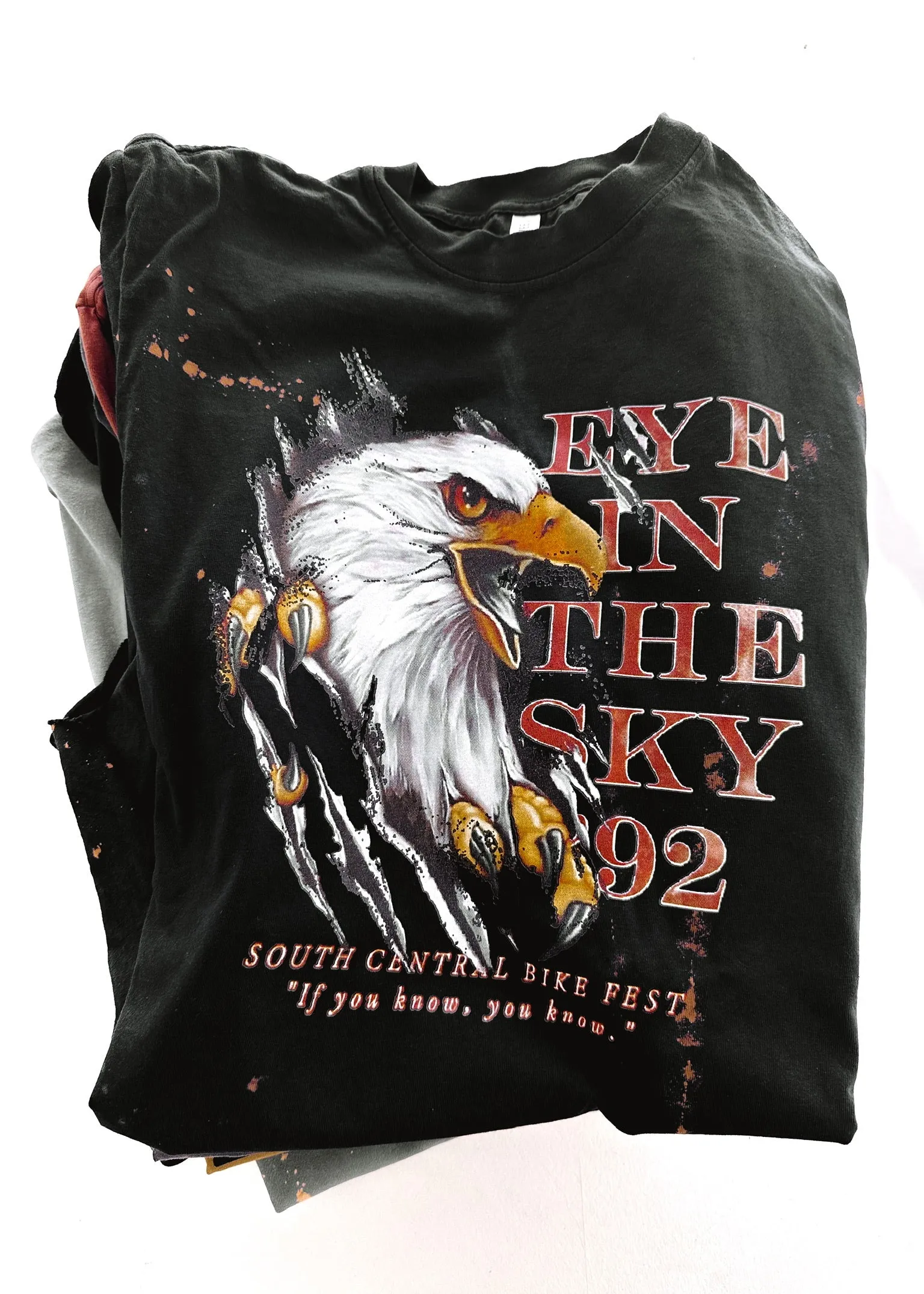 EYE IN THE SKY BLEACHED OUT SIDE SLIT TEE