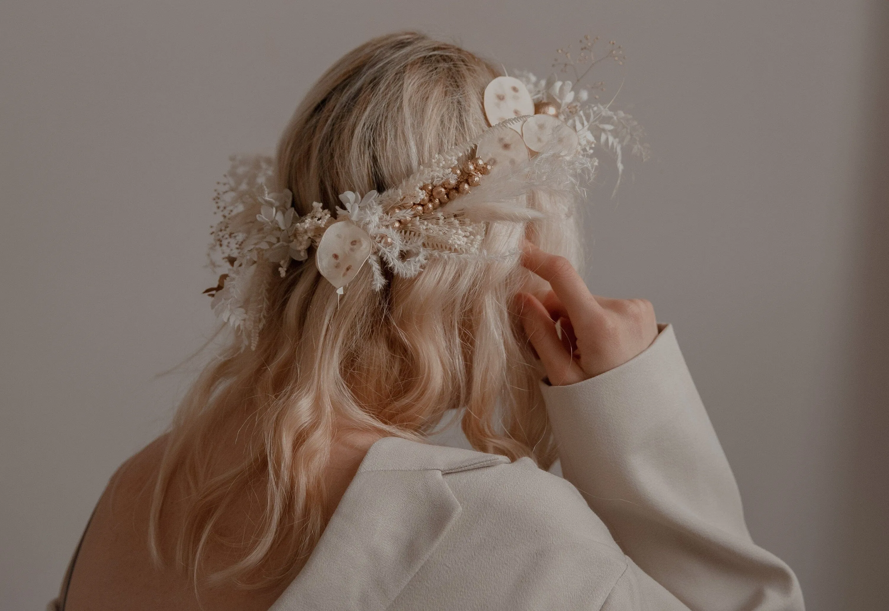 Golden Berries and Preserved Lunaria Crown/ Pampas Grass Dried Grasses Crown / Dried Flower Crown / Boho Bridal Crown