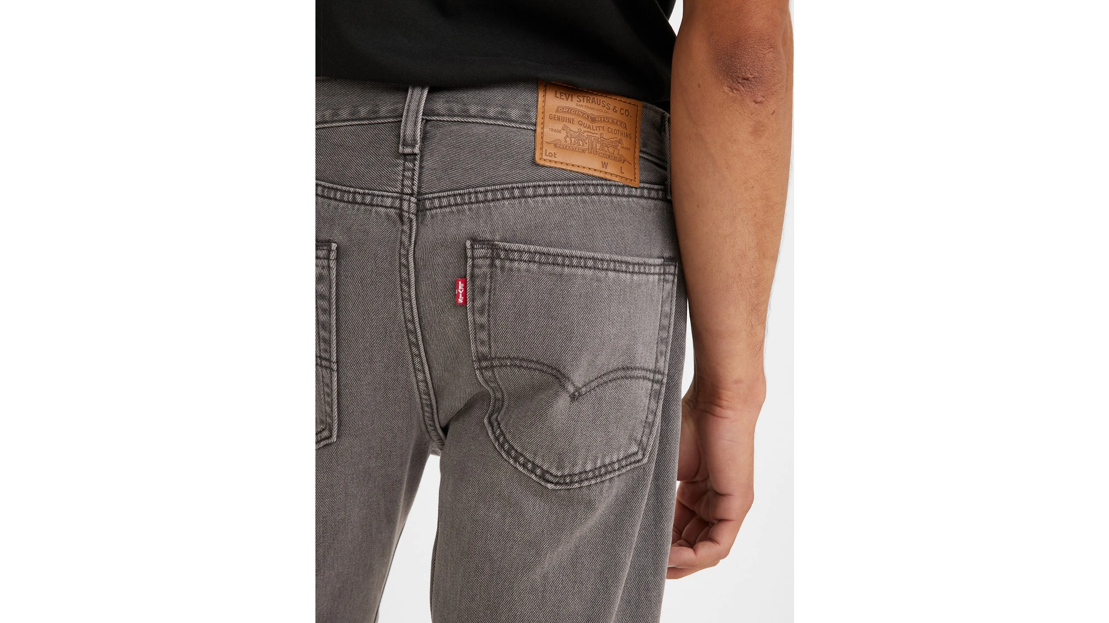 Levi's® Men's 551™ Z Authentic Straight Crop Jeans