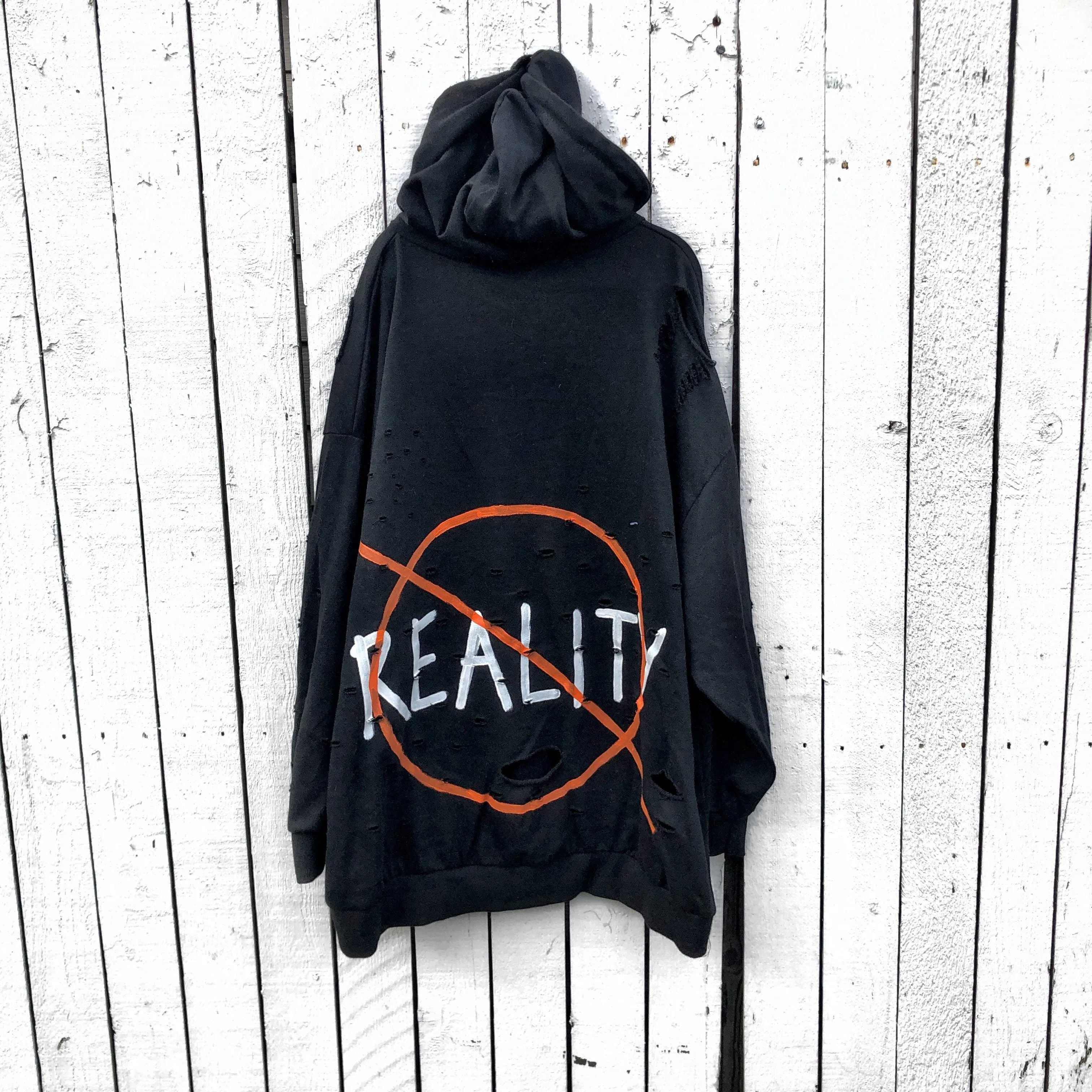 'NO REALITY' PAINTED SWEATSHIRT