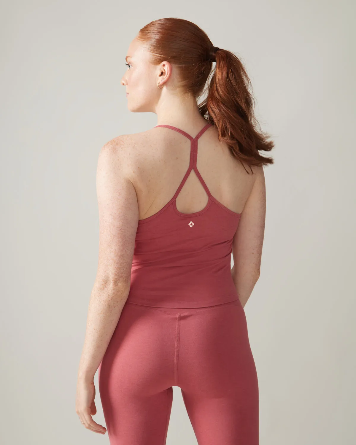 Summit Tank Top - Cherry