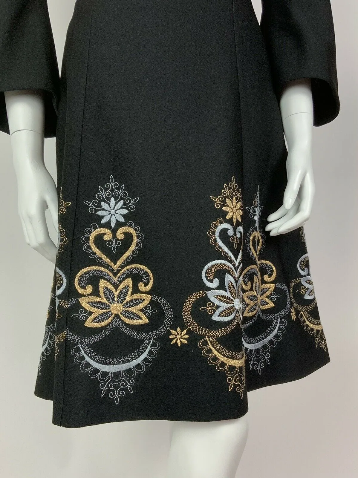 VINTAGE 60s 70s BLACK BLUE GOLD EMBROIDERED FLORAL HEART BELL SLEEVE DRESS 6 8